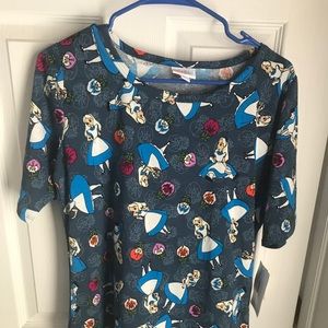 Large Lula Roe never worn GiGi. Tags on.